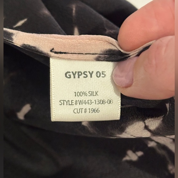 Gypsy 05 x Revolve Sleeveless Silk Top Black with Tye Die Feature Size XS - Picture 5 of 5